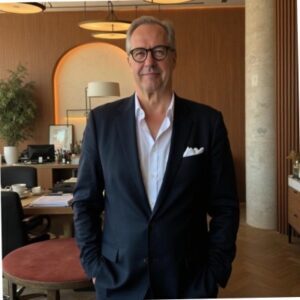 Dr.-Gary-Pheiffer-300x300