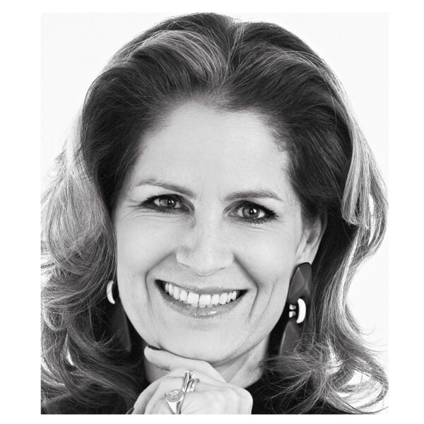 Jacqui-Brassey-sq-small-600x600