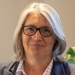 LK-portrait-not-branded-250x250