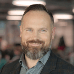 Rob-McCargow-Headshot-250x250